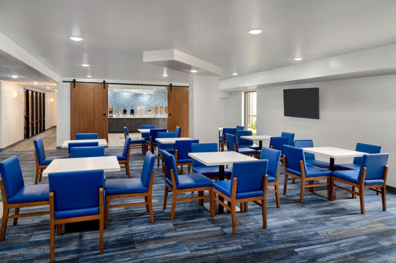 La Quinta Inn By Wyndham Columbus Airport Area Exterior foto