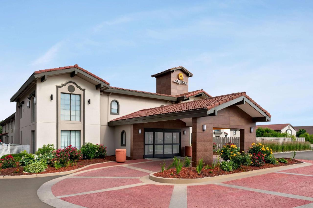 La Quinta Inn By Wyndham Columbus Airport Area Exterior foto