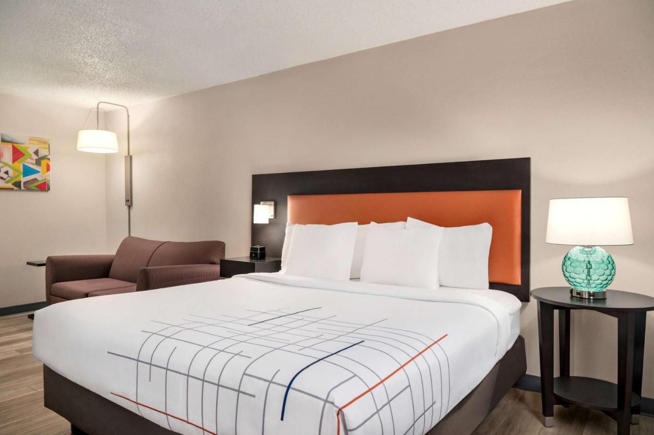 La Quinta Inn By Wyndham Columbus Airport Area Exterior foto